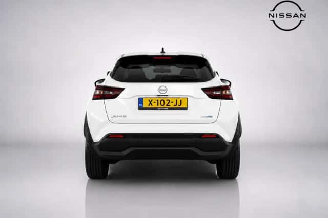 Nissan Juke (2023) thumbnail 4