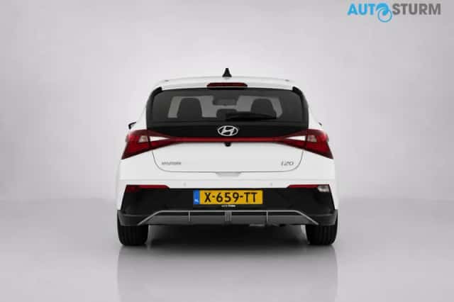 Hyundai i20 (2024) thumbnail 4