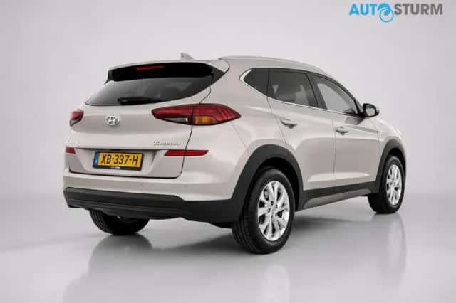 Hyundai Tucson (2019) thumbnail 3