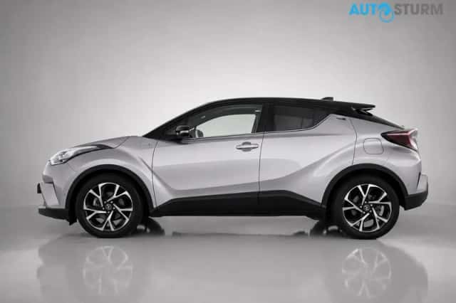 Toyota C-HR (2017) thumbnail 5