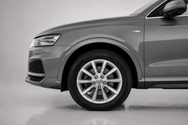 Audi Q3 (2017) thumbnail 6