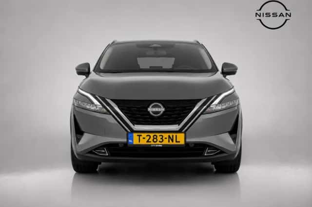 Nissan Qashqai (2023) thumbnail 2
