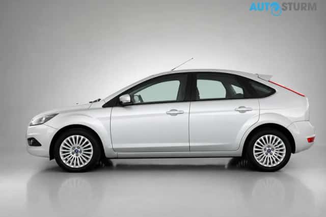 Ford Focus (2010) thumbnail 5