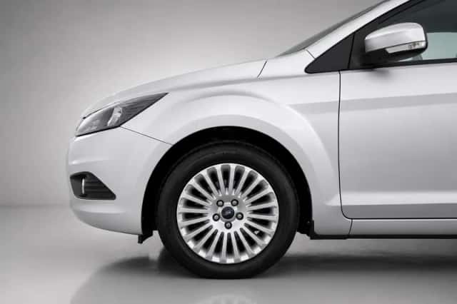 Ford Focus (2010) thumbnail 6