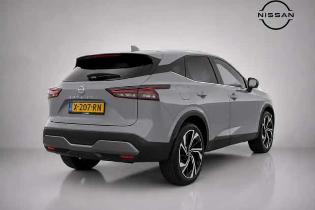 Nissan Qashqai (2022) thumbnail 3