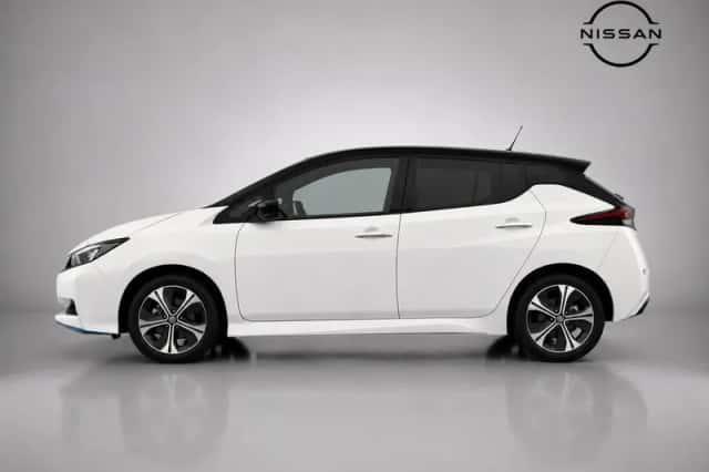 Nissan Leaf (2021) thumbnail 5