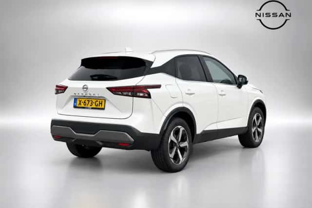 Nissan Qashqai (2023) thumbnail 3