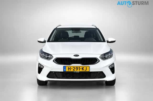 Kia Ceed (2020) thumbnail 2