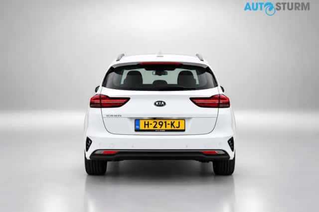 Kia Ceed (2020) thumbnail 4