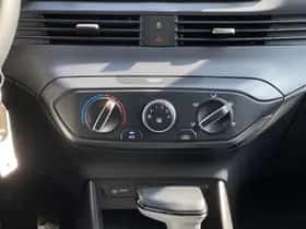 Hyundai Bayon (2023) thumbnail 18