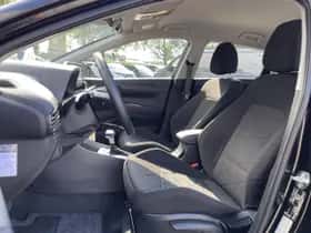 Hyundai Bayon (2023) thumbnail 9