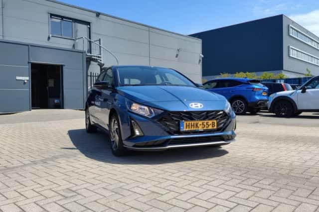 Hyundai i20 (2025) thumbnail 3