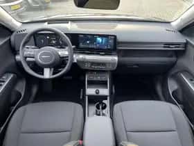 Hyundai Kona (2024) thumbnail 13