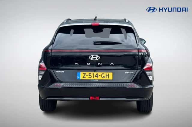Hyundai Kona (2024) thumbnail 5