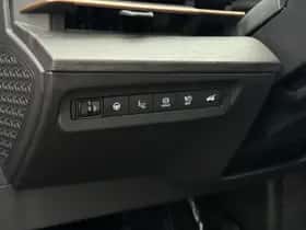 Nissan Ariya (2025) thumbnail 30
