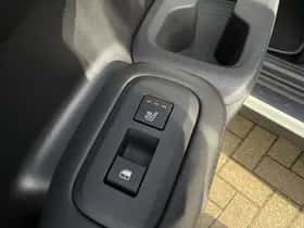 Hyundai Santa Fe (2025) thumbnail 33