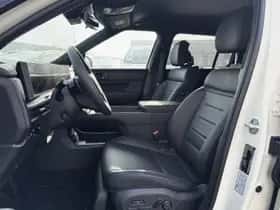 Hyundai Santa Fe (2025) thumbnail 9