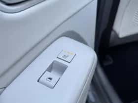 Hyundai Kona (2024) thumbnail 32