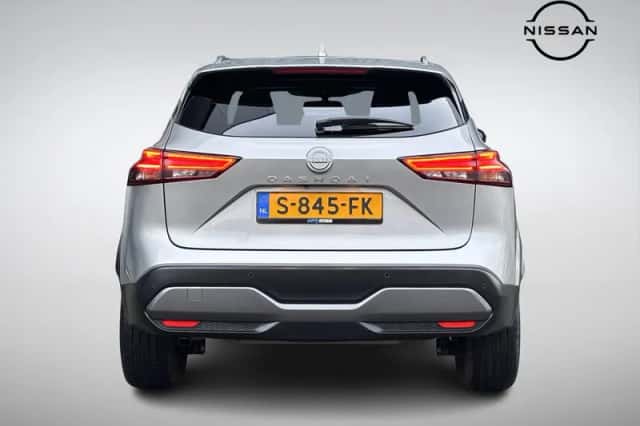 Nissan Qashqai (2023) thumbnail 5