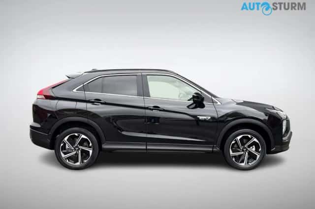 Mitsubishi Eclipse Cross (2024) thumbnail 3