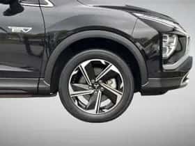 Mitsubishi Eclipse Cross (2024) thumbnail 8