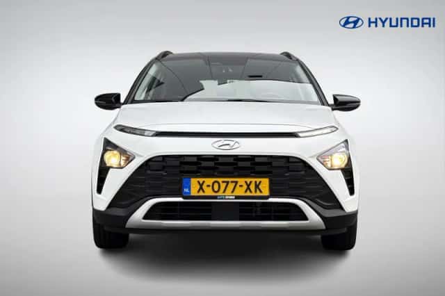Hyundai Bayon (2024) thumbnail 2