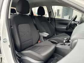 Hyundai Bayon (2024) thumbnail 12