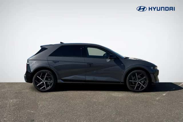 Hyundai Ioniq 5 (2025) thumbnail 3