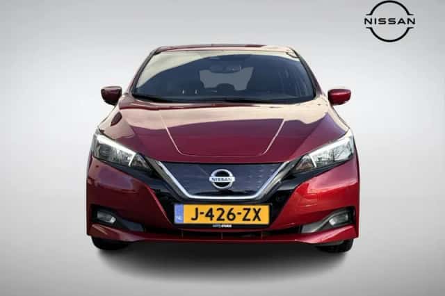 Nissan Leaf (2020) thumbnail 2