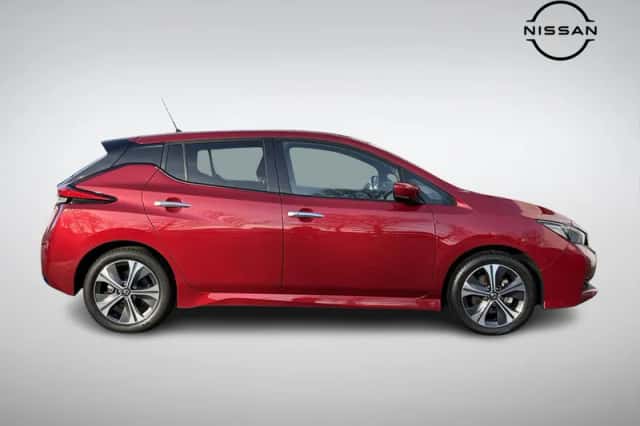 Nissan Leaf (2020) thumbnail 3
