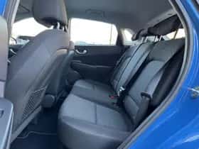 Hyundai Kona (2021) thumbnail 12