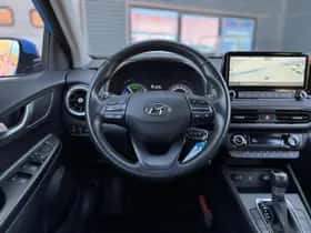 Hyundai Kona (2021) thumbnail 14