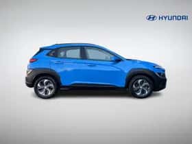 Hyundai Kona (2021) thumbnail 3