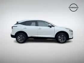 Nissan Qashqai (2022) thumbnail 3
