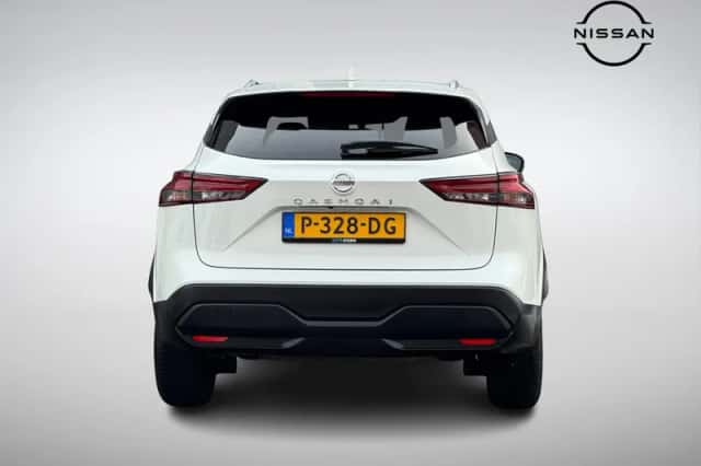 Nissan Qashqai (2022) thumbnail 5