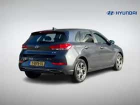 Hyundai i30 (2023) thumbnail 4