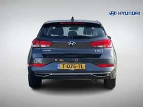 Hyundai i30 (2023) thumbnail 5