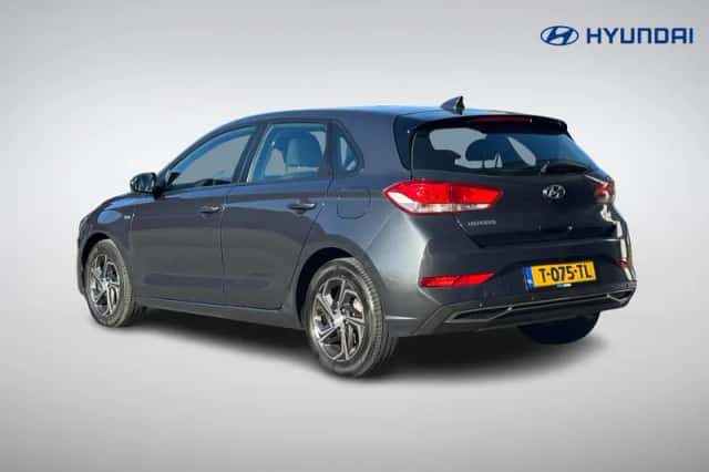 Hyundai i30 (2023) thumbnail 6