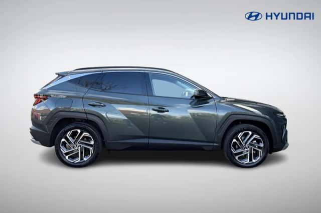 Hyundai Tucson (2025) thumbnail 3