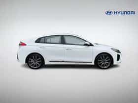 Hyundai Ioniq (2018) thumbnail 3