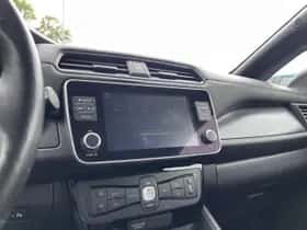 Nissan Leaf (2020) thumbnail 17