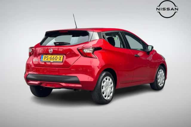 Nissan Micra (2017) thumbnail 4