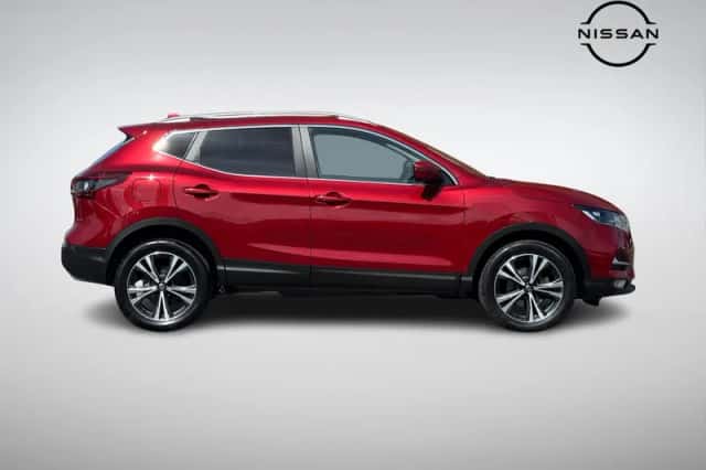 Nissan Qashqai (2021) thumbnail 3