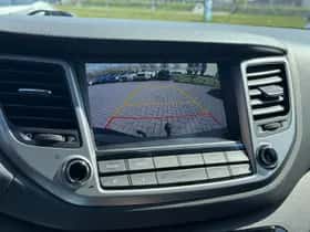 Hyundai Tucson (2018) thumbnail 17