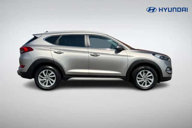 Hyundai Tucson (2018) thumbnail 3