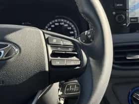 Hyundai i10 (2023) thumbnail 12