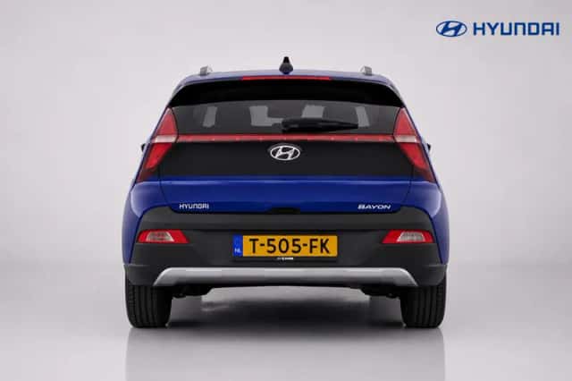 Hyundai Bayon (2023) thumbnail 3