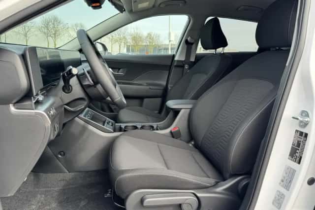 Hyundai Kona (2026) thumbnail 6