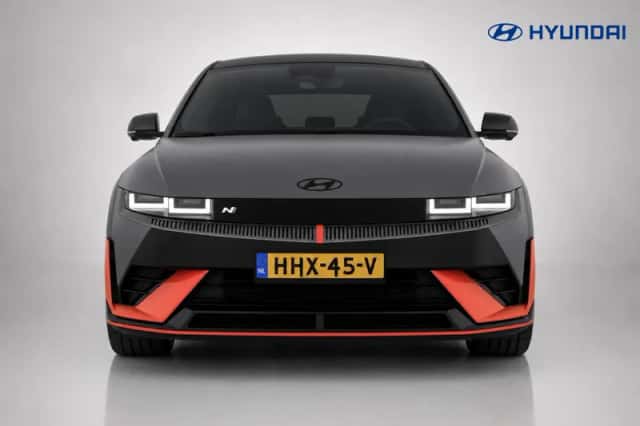 Hyundai Ioniq 5 (2025) thumbnail 2