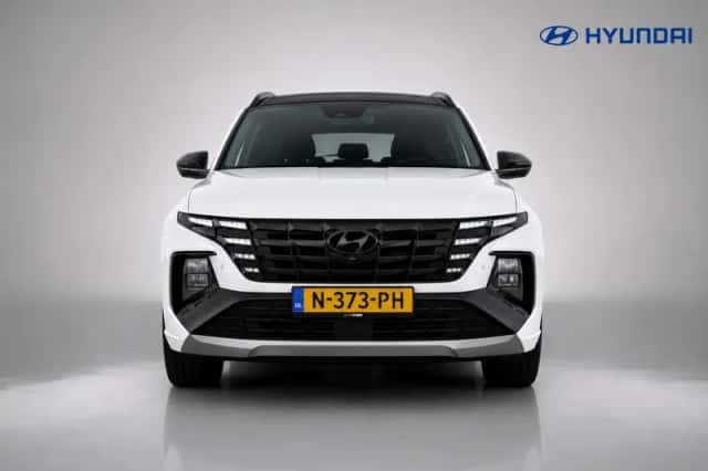 Hyundai Tucson (2021) thumbnail 2